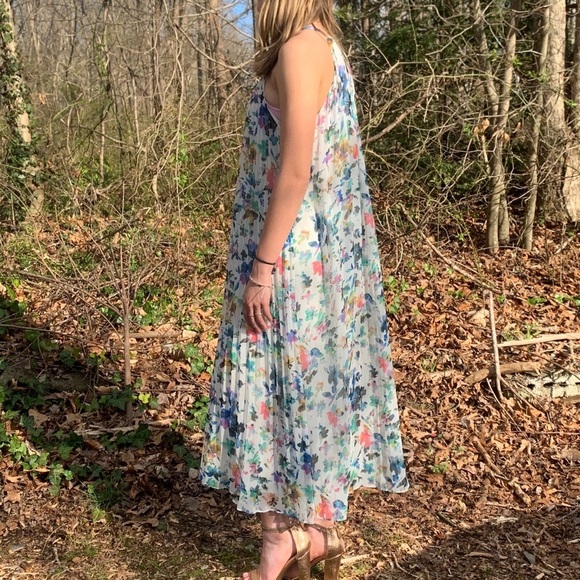 LIKELY Midi Dress 8 Chiffon Sheath Pleated Halter Floral Flowy Party Coquette - Picture 6 of 12